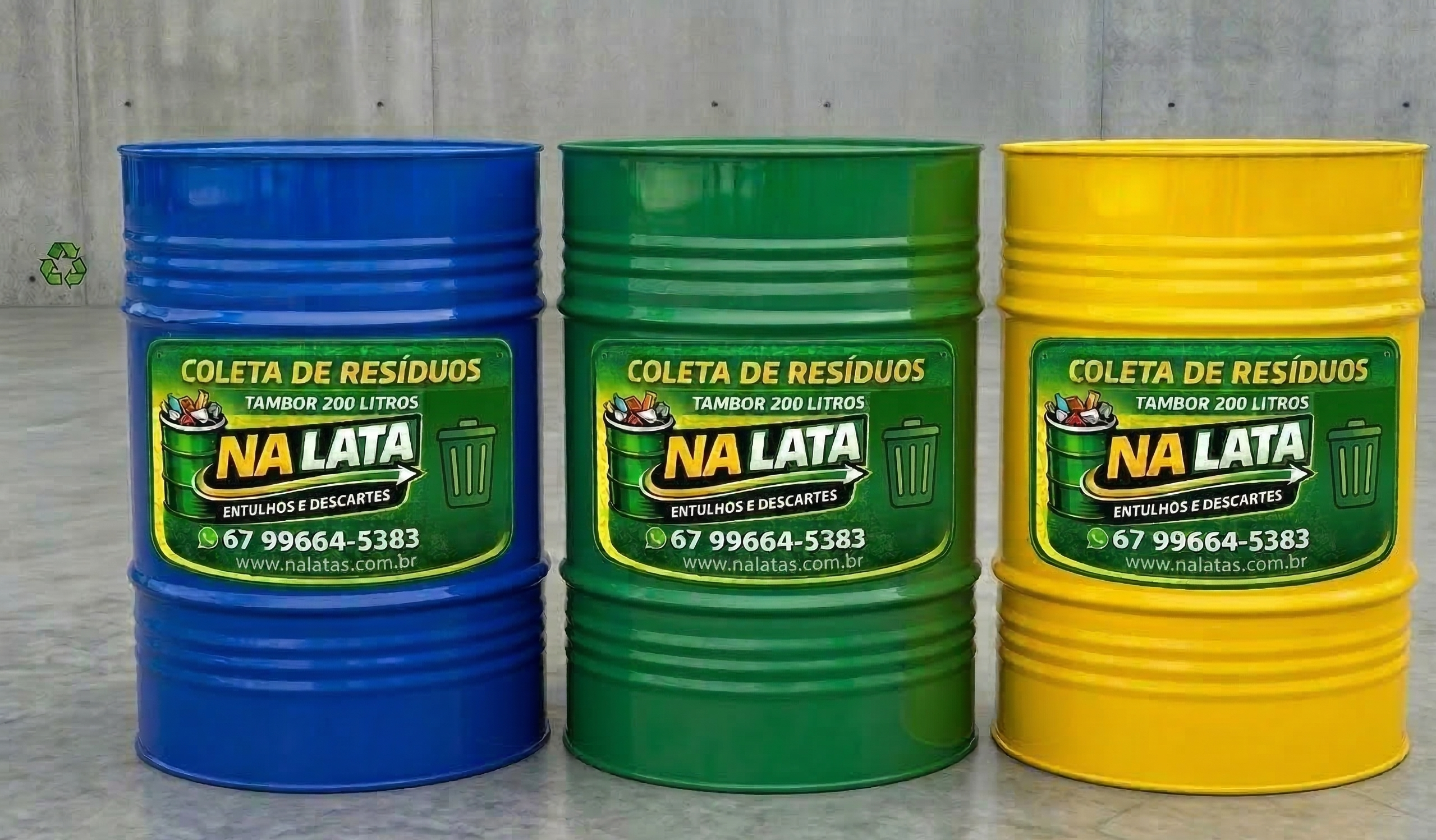 Tambores de 200 litros utilizados na coleta de resíduos